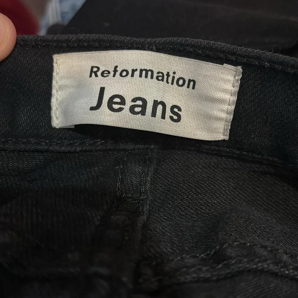 Reformation Liza High Straight Crop Women’s Mid Rise Black Denim Jeans- Size 25 - Picture 4 of 5